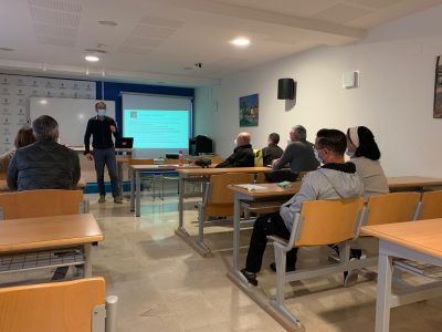 Concluye la segunda sesión del curso sobre nómadas digitales en Torrevieja