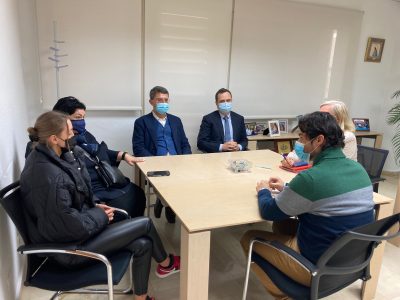 El alcalde de Torrevieja se reúne con colectivos ucranianos y rusos