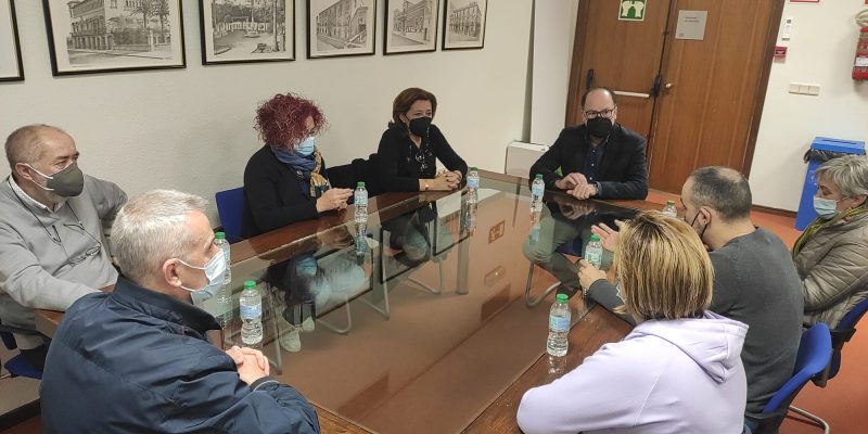 Orihuela y Almoradí muestran su preocupación por el servicio de limpieza del Hospital