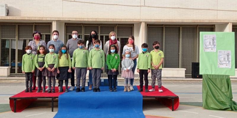 El Colegio de Hurchillo presenta el cartel y los cargos falleros 2022