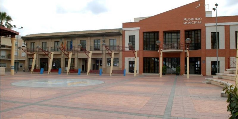 Rafal reparte ayudas a Pymes y autónomos afectados por la Covid