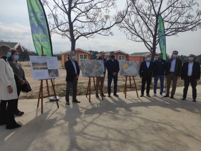Orihuela presenta el proyecto de un estanque de riego de agua regenerada