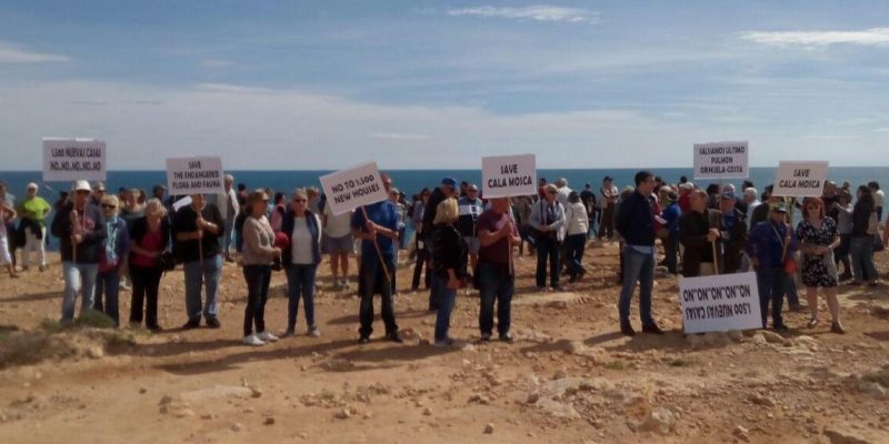 CLARO denuncia al Seprona el abandono en la prtección de Cala Mosca