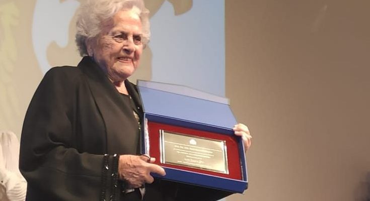 Rocío Caparrós Sánchez, Hija Adoptiva de la Ciudad de Orihuela