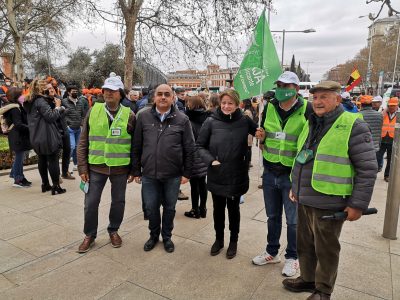 Orihuela presente en la manifestación agrícola en Madrid