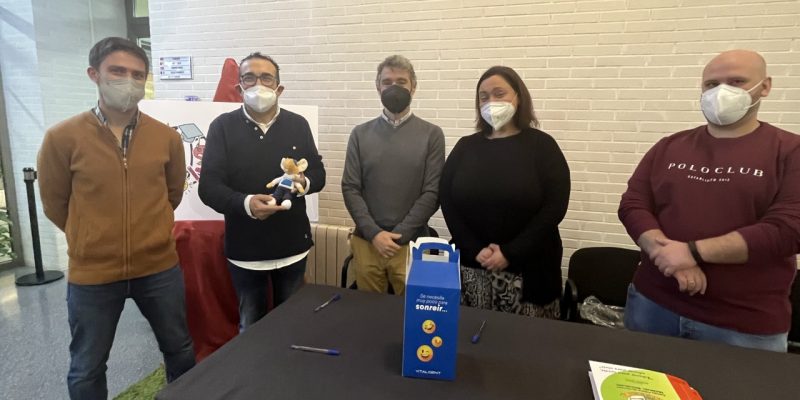 El colegio de Hurchillo firma un convenio en pro de la salud dental