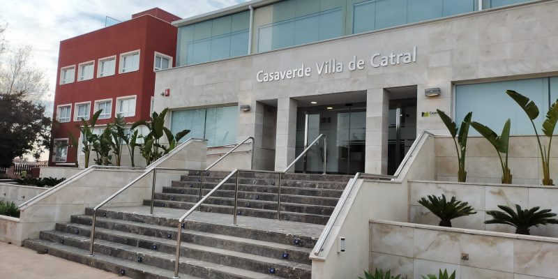 El complejo Casaverde Villa de Catral cuenta con un centro de mayores