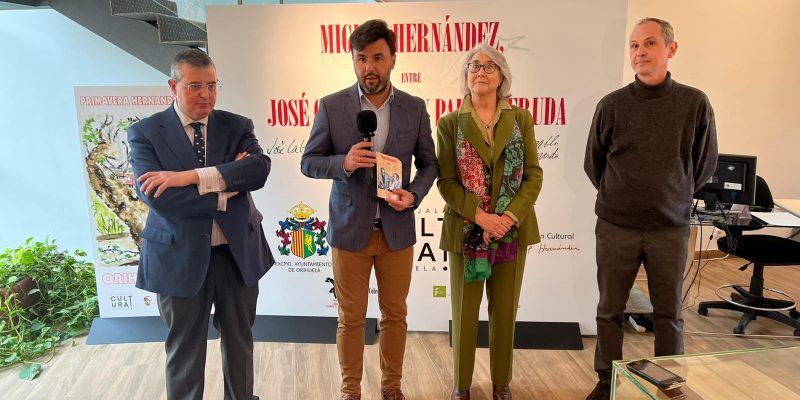 Orihuela acoge la exposición 'Miguel Hernández, entre José Caballero y Pablo Neruda'
