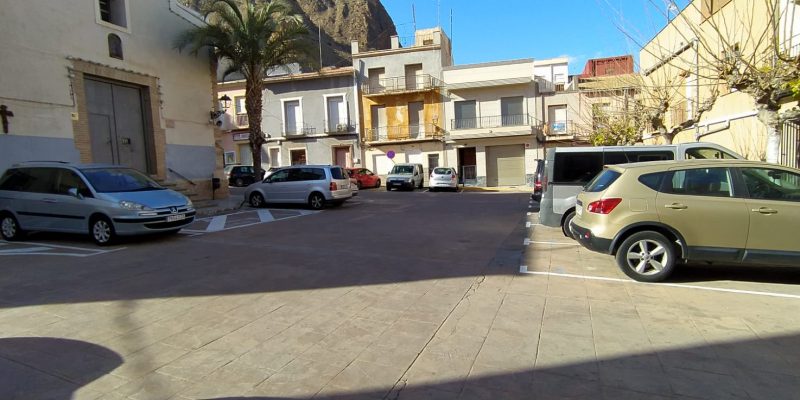 El PSOE callosino denuncia una posible subida de precios de la zona azul