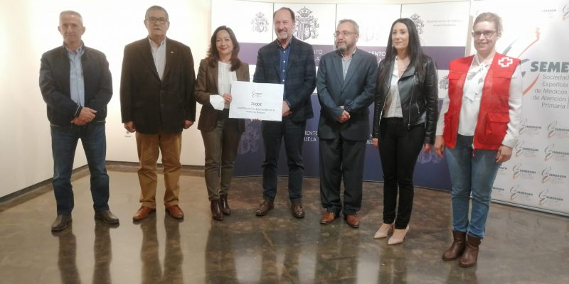 SEMERGENCV dona 2.000 euros a Cruz Roja Orihuela por su ayuda a refugiados de Ucrania