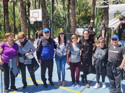 Gran participación de la actividad 'Mayores en marcha' de Orihuela