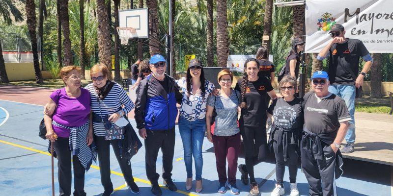 Gran participación de la actividad 'Mayores en marcha' de Orihuela