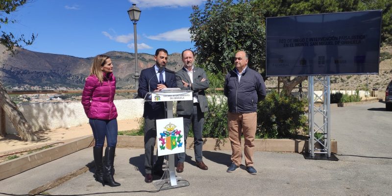 Orihuela presenta el proyecto de intervención paisajística del Monte de San Miguel