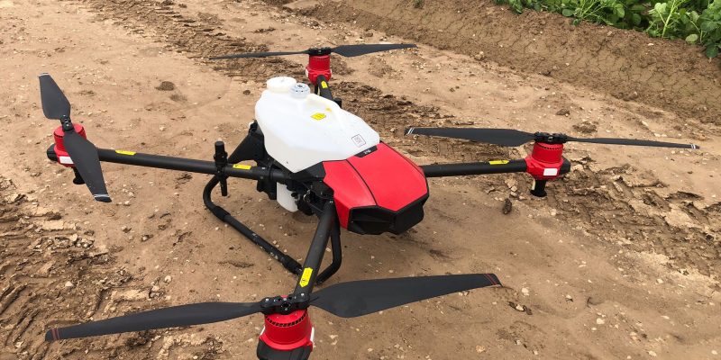 Inacutan en Orihuela un dron que hacría tratamientos fitosanitarios no permitidos