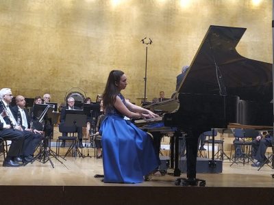 La pianista oriolana María Luisa Alfonso participa en el Ciclo de Jóvenes Intérprestes