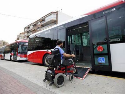 El nuevo servicio de transporte de Torrevieja será más accesible y sostenible
