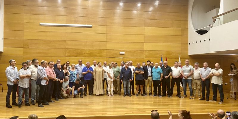 Torrevieja reconoce a los funcionarios jubilados por Santa Rita
