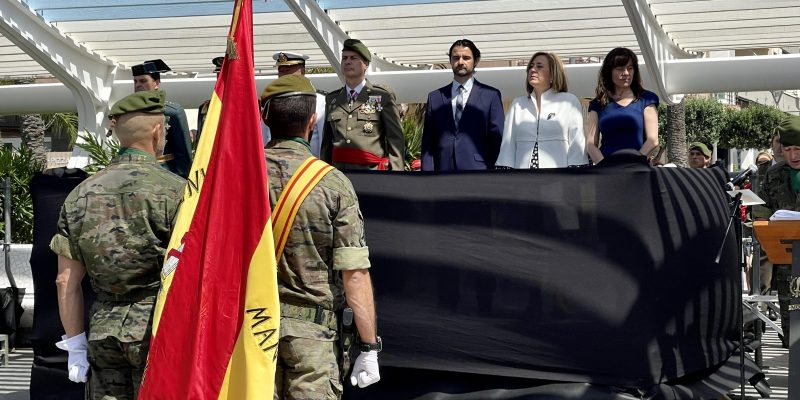 Casi 400 personas juran bandera para personal civil en Torrevieja
