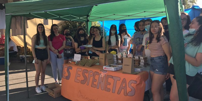 Los alumnos del IES Las Espeñetas triunfan en el Mercado de Orihuela