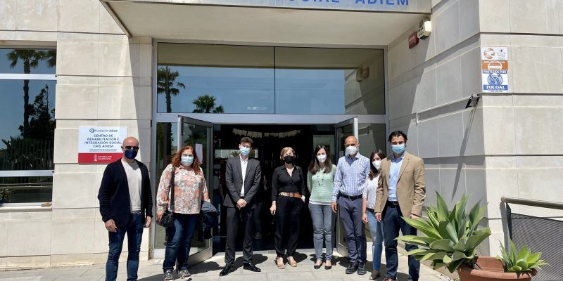 Inauguran en Torrevieja la exposición 'Vida y obra de Miguel Hernández'