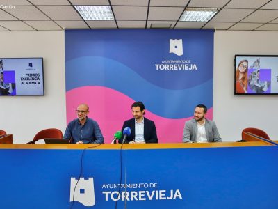 Presentan en Torrevieja los premios a la excelencia académica