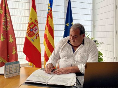 Orihuela inicia las obras de reparación del Paseo de La Caleta