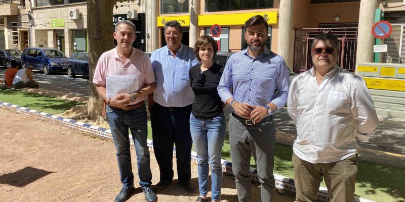 Orihuela y la costa exigen a Correos la entrega de los envíos postales en los domicilios