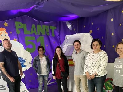 El Colegio de Hurchillo inaugura el Aula de la Fantasía dedicado a 'Planet 51'