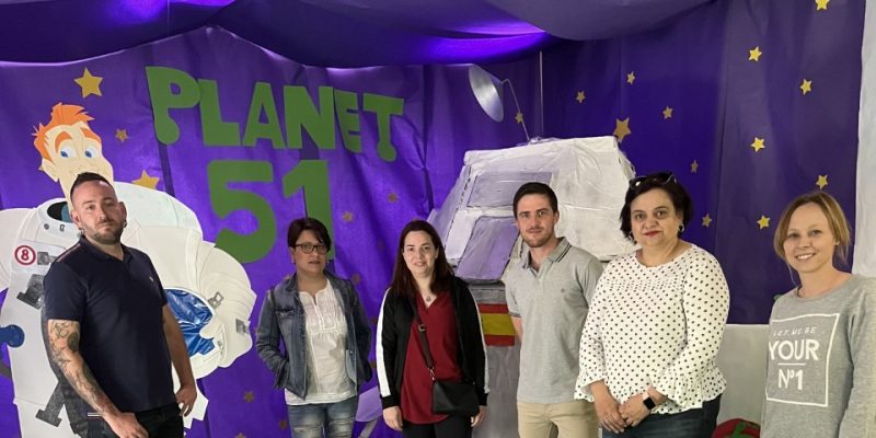 El Colegio de Hurchillo inaugura el Aula de la Fantasía dedicado a 'Planet 51'