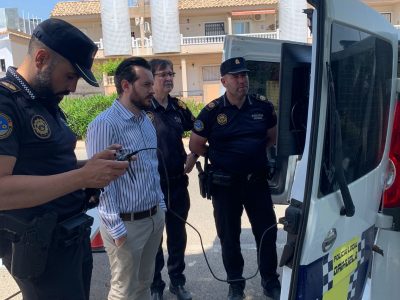 Intensifican la vigilancia de vertidos de podas y enseres en Orihuela Costa