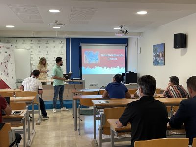 Torrevieja organiza una jornada de formación en el entorno digital