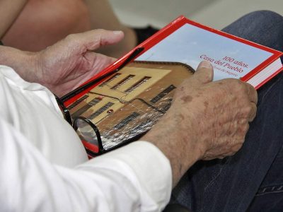 El PSOE de Callosa presenta un libro de los 100 años de la Casa del Pueblo