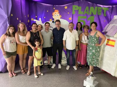 El cineasta Paco Sáez ha visitado el Aula de la Fantasí del Colegio de Hurchillo