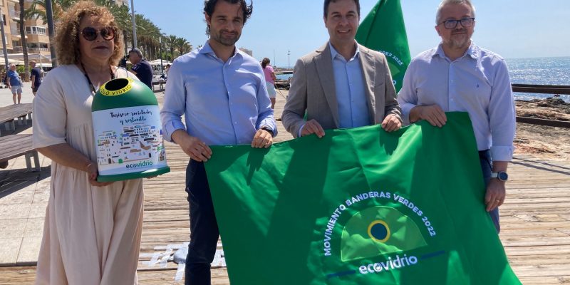 Presentan en Torrevieja la campaña Banderas Verdes de la hostelería