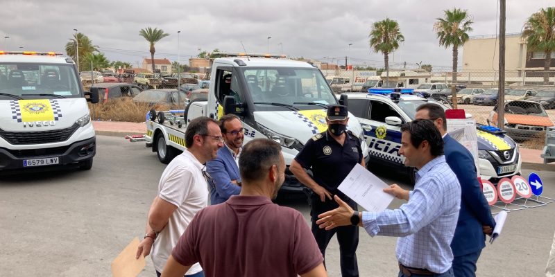 Torrevieja presenta el nuevo depósito municipal de vehículos