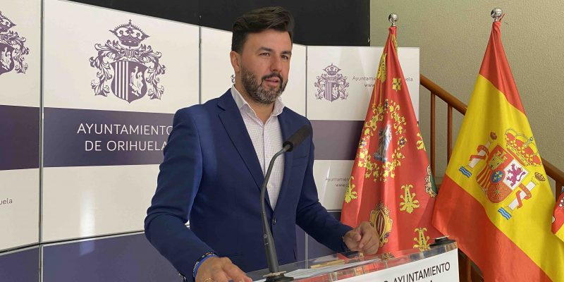 Orihuela amplía el horario de cierre de establecimientos públicos en verano