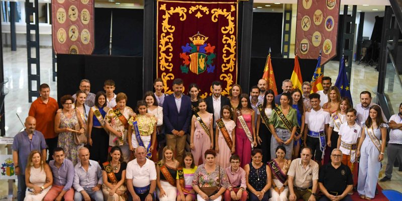 Recepción institucional de Orihuela a los cargos festeros