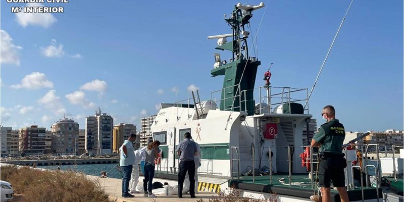 Recuperan cuerpos sin vida de personas en aguas de Pilar de la Horadada y Torrevieja