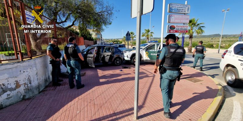 Detienen a dos peligrosos atracadores huidos de la justicia