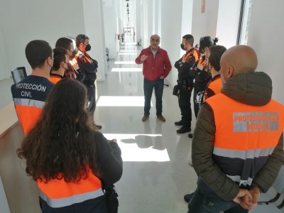 Orihuela contrata tarde el refuerzo de Emergencias para el verano según el PP