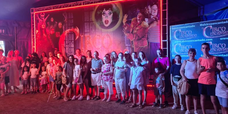 Torrevieja lleva al Circo Encantado a los colectivos ALPE, APANEE y AMFA
