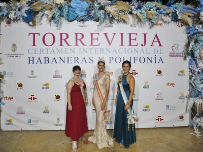 Torrevieja presenta las bases para elegir Reina y Damas de la Sal