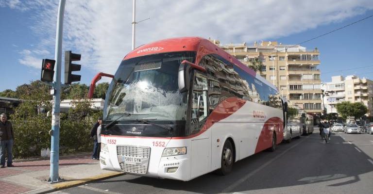 Callosa denuncia la supresión de trece trayectos de autobús
