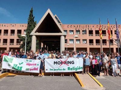 Profesores de religión reclaman sus derechos ante Conselleria