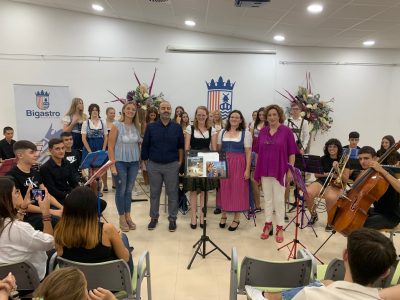 Bigastro da la bienvenida a 17 alumnos austriacos de Erasmus+