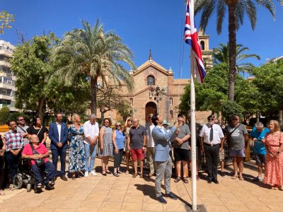 Torrevieja organiza un acto en memoria de la reina Isabel II