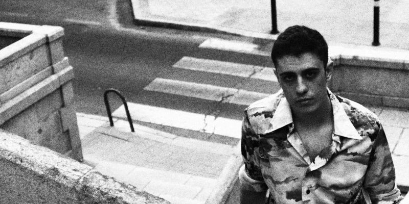 El cantautor oriolano Otto lanza el single 'La Mirada'