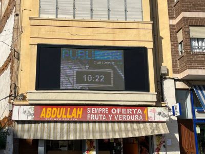 Cambiemos Orihuela denuncia el uso de las pantallas publicitarias sin autorización