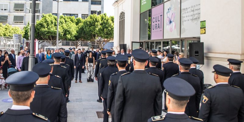 Orihuela lleva a cabo el acto de homenaje y distinciones de la Policía Local