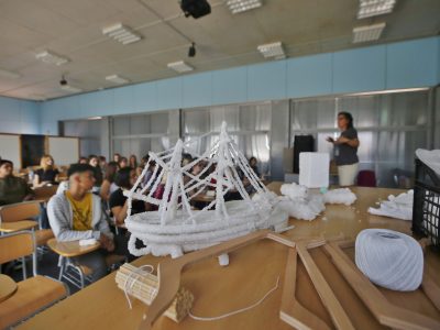 Ars Creatio lleva el 'Arte Salinero' a las aulas en Torrevieja